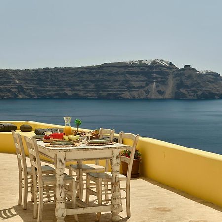 Ilivatos - Elegant Villa On The Caldera'S Edge Oia  Extérieur photo
