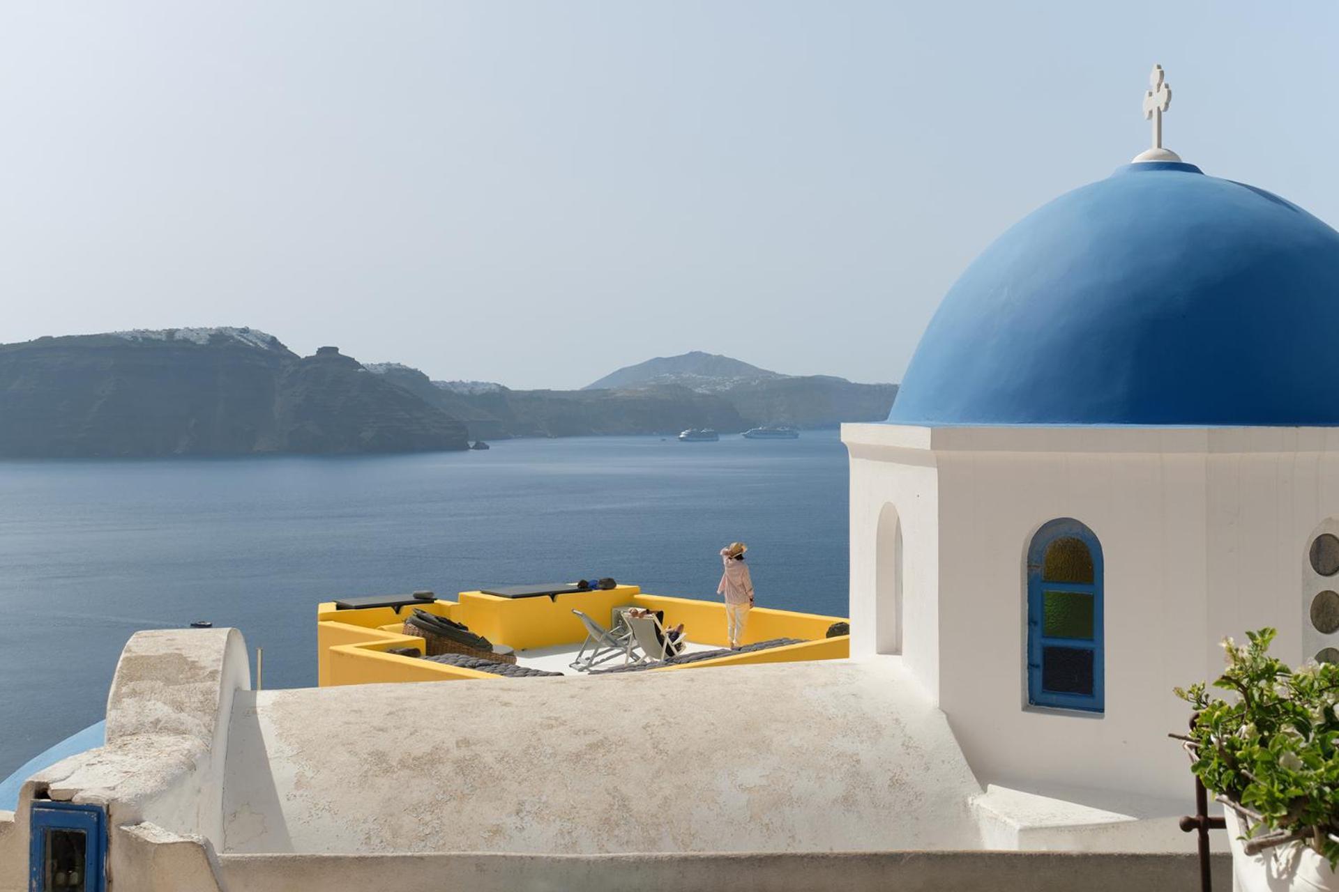 Ilivatos - Elegant Villa On The Caldera'S Edge Oia  Extérieur photo