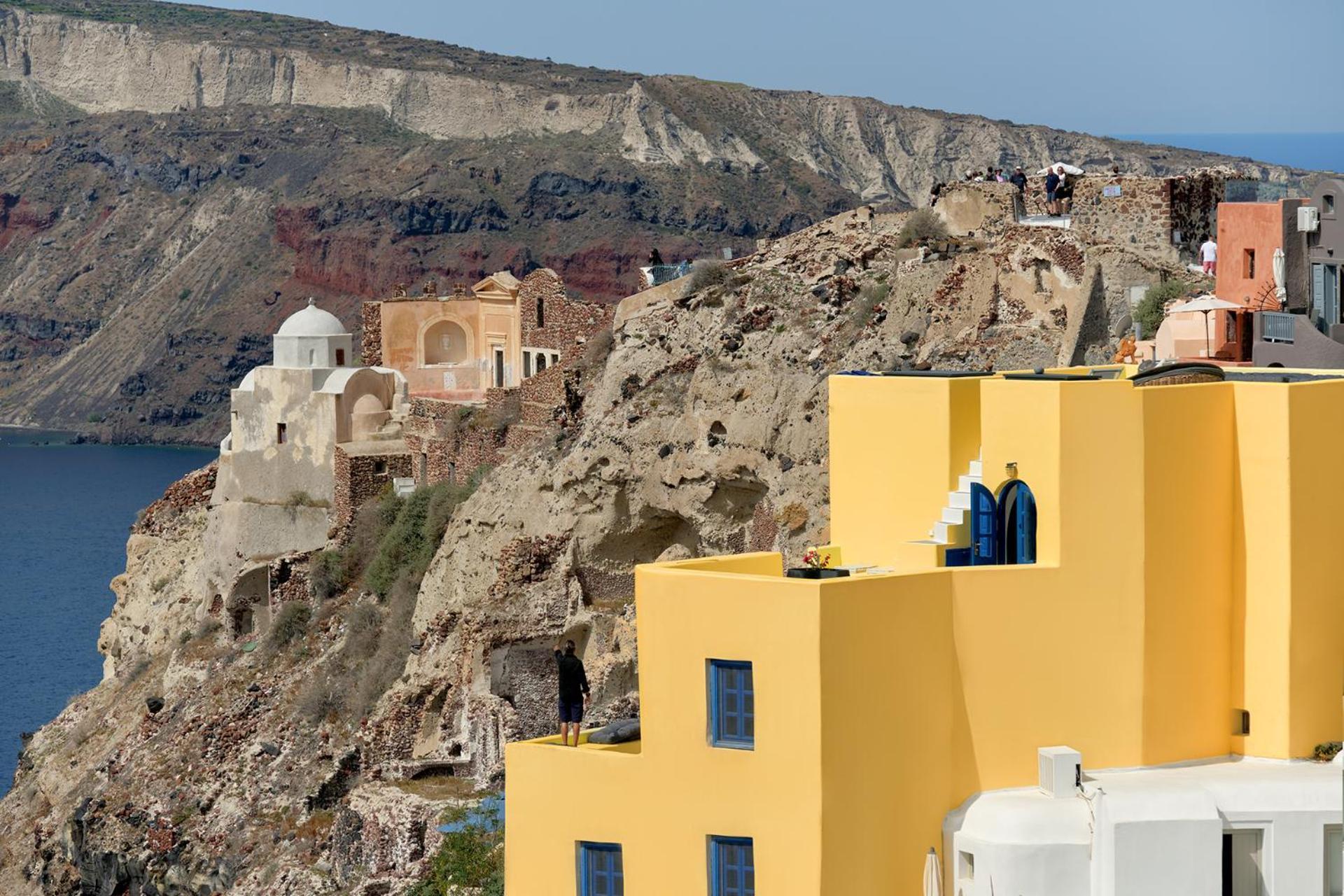 Ilivatos - Elegant Villa On The Caldera'S Edge Oia  Extérieur photo