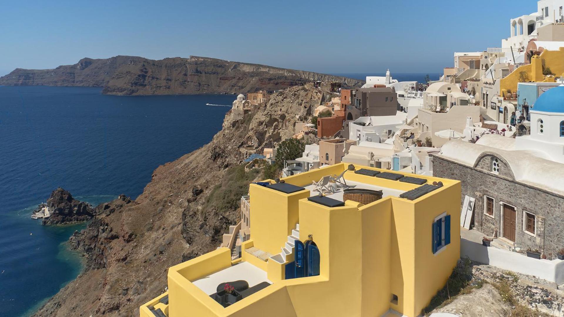 Ilivatos - Elegant Villa On The Caldera'S Edge Oia  Extérieur photo